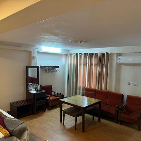 Hotel Silver Jubilee Kathmandu Exterior photo