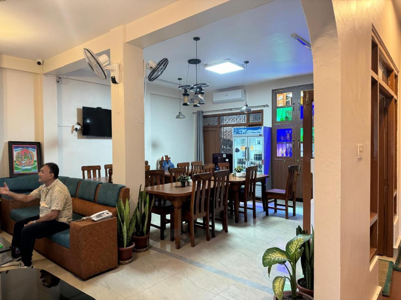 Hotel Silver Jubilee Kathmandu Exterior photo